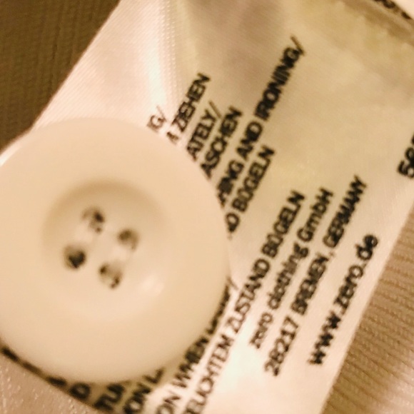 Colth - Picture 4 of 4